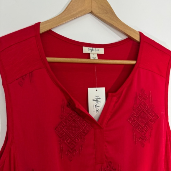 Style & Co Women’s Size Petite Large PL Real Red Sleeveless Embroidered Top New - Picture 2 of 8